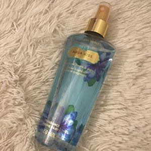 Victoria Secret Aqua Kiss